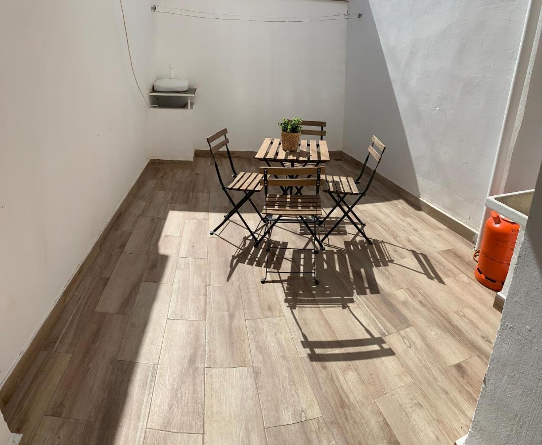 Orange Apartments Alicante Bagian luar foto